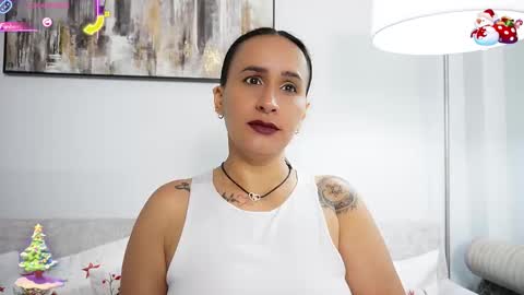 Snapshot of sara_charmy chatting on December 2025 10:55:02 AM online show from December 2025 10:55:02 AM