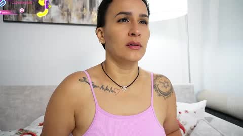 Snapshot of sara_charmy chatting on January 2026 10:52:01 AM online show from January 2026 10:52:01 AM