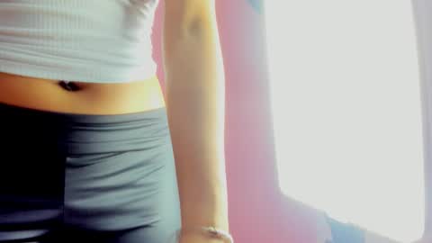 sara_connor01 online show from April 2026 07:14:01 PM