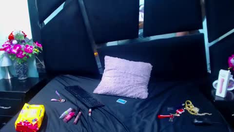 sara_honny online show from December 2024 04:11:01 AM