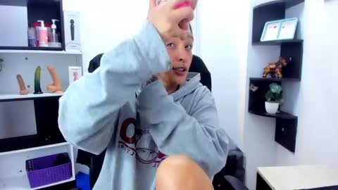 sara_honny online show from June 2026 01:34:02 PM
