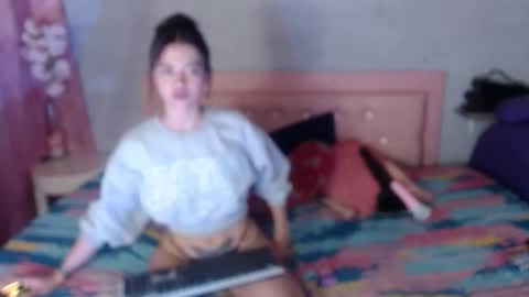 Snapshot of sara_jhons22 chatting on December 2025 01:22:02 AM sara_jhons22 online show from December 2025 01:22:02 AM