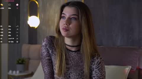 Snapshot of sara_lewiis chatting on November 2025 04:51:01 PM Sara online show from November 2025 04:51:01 PM