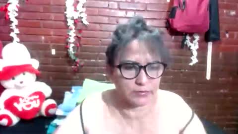 Sara love online show from May 2026 05:25:02 AM