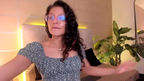 Sara  online show from April 2026 12:50:02 PM