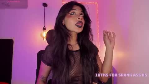 sara uwu online show from September 2025 05:42:01 AM