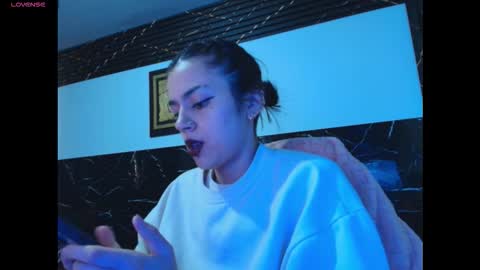 Snapshot of saraa_mirandaa chatting on February 2026 03:23:02 PM SARITA online show from February 2026 03:23:02 PM