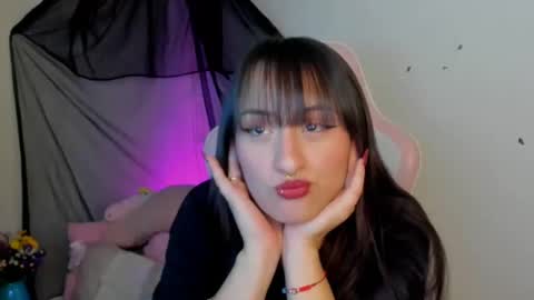 Snapshot of saraa_ramirez chatting on January 2025 03:31:02 AM Sarah Ramirez online show from January 2025 03:31:02 AM