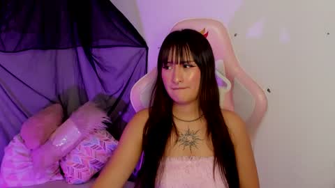 Snapshot of saraa_ramirez chatting on January 2025 04:12:02 AM Sarah Ramirez online show from January 2025 04:12:02 AM