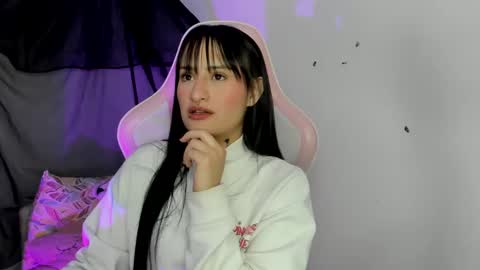 Snapshot of saraa_ramirez chatting on January 2025 03:38:01 AM Sarah Ramirez online show from January 2025 03:38:01 AM