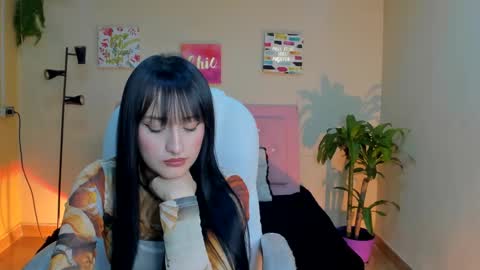 Snapshot of saraa_ramirez chatting on February 2025 03:19:01 PM Sarah Ramirez online show from February 2025 03:19:01 PM