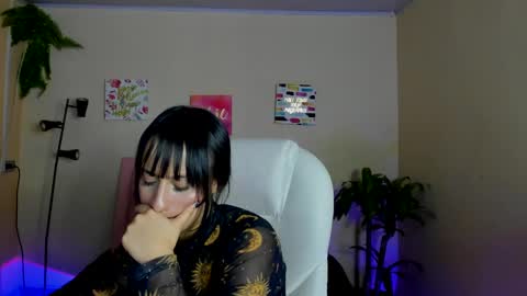 Snapshot of saraa_ramirez chatting on February 2025 05:26:02 PM Sarah Ramirez online show from February 2025 05:26:02 PM