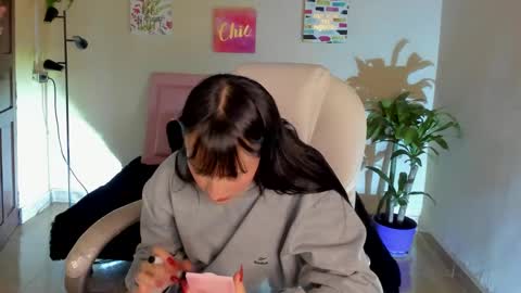 Snapshot of saraa_ramirez chatting on February 2025 11:31:01 AM Sarah Ramirez online show from February 2025 11:31:01 AM