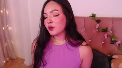 Snapshot of saraa_swett chatting on February 2025 05:40:02 PM online show from February 2025 05:40:02 PM