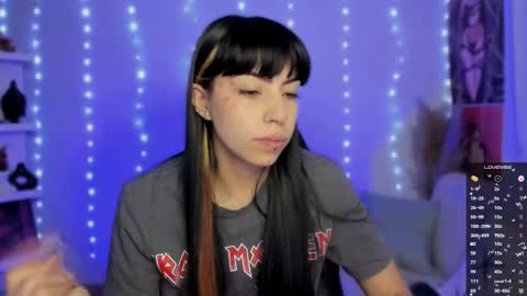 Snapshot of saraadesire chatting on December 2025 11:11:01 PM Sara online show from December 2025 11:11:01 PM