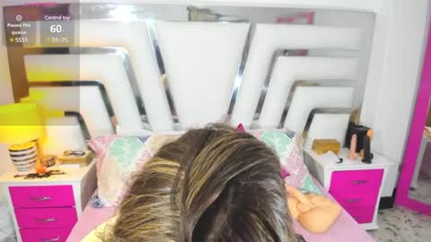 Snapshot of saraajhons chatting on February 2025 01:01:01 PM Sara online show from February 2025 01:01:01 PM