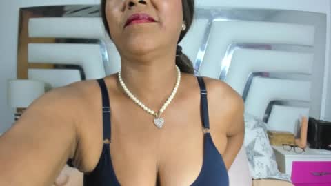 Snapshot of saraajhons chatting on February 2025 09:54:01 PM Sara online show from February 2025 09:54:01 PM