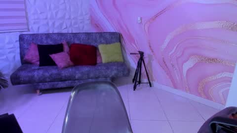 Sara online show from December 2024 07:25:02 PM