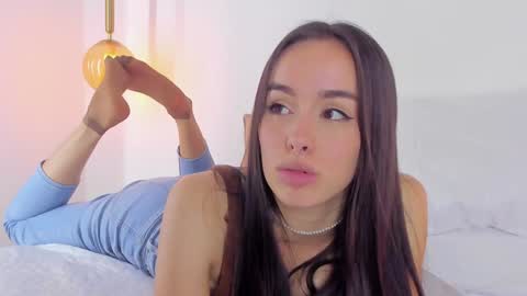 Snapshot of saraarchbould chatting on December 2024 10:28:02 PM Sara online show from December 2024 10:28:02 PM