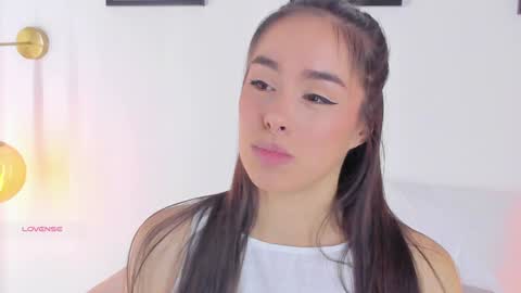 Snapshot of saraarchbould chatting on December 2024 04:18:01 PM Sara online show from December 2024 04:18:01 PM