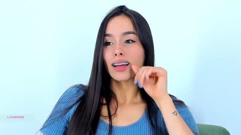 Snapshot of saraarchbould chatting on February 2025 08:25:01 PM Sara online show from February 2025 08:25:01 PM