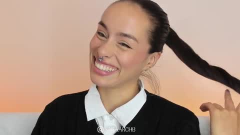 Sara online show from May 2026 04:18:02 AM
