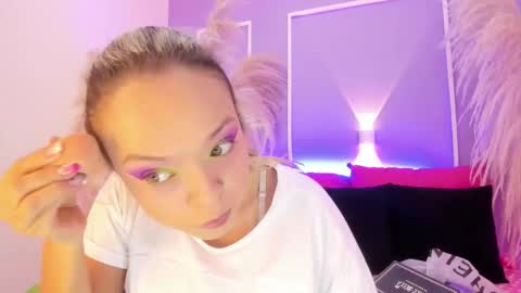 SaraAvila  online show from October 2025 08:22:01 PM