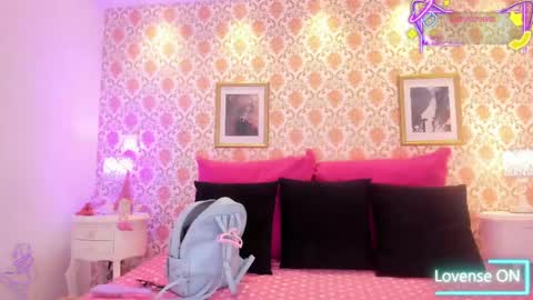 Snapshot of saraavila_ chatting on June 2026 09:52:01 PM SaraAvila online show from June 2026 09:52:01 PM