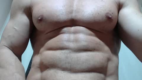 saradorj92 online show from May 2026 08:25:02 PM
