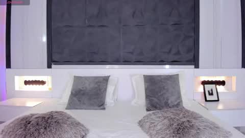  Sara Gomez  online show from February 2025 12:15:02 PM