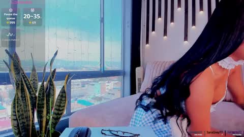 Snapshot of saragrey31 chatting on December 2024 02:49:02 PM Sara Grey online show from December 2024 02:49:02 PM