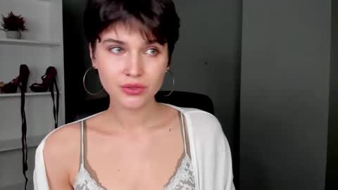 Sarah online show from April 2026 06:58:02 AM