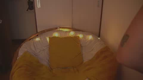 Sarah online show from April 2026 03:09:02 AM