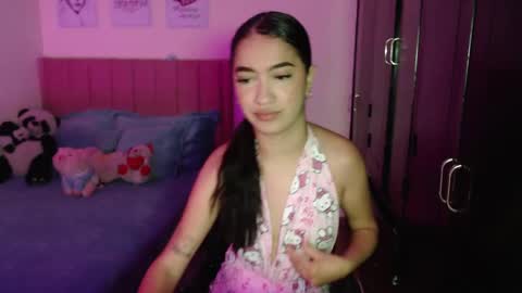 Sarah online show from February 2025 06:47:02 PM