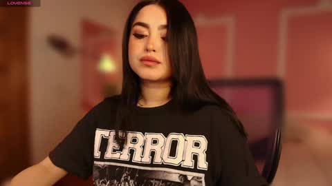   online show from February 2025 03:41:01 AM