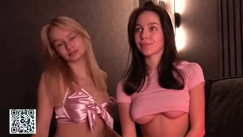 Sarah online show from September 2025 05:23:02 PM