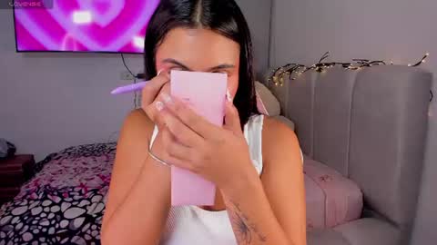 sarahcute14 online show from June 2026 04:01:01 AM