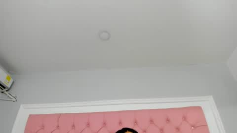 Sarah the Doll  online show from June 2026 03:36:02 PM