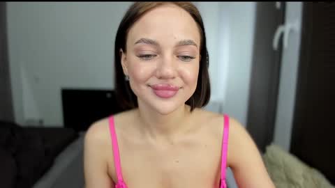 sarahphyllis online show from January 2025 08:30:01 PM