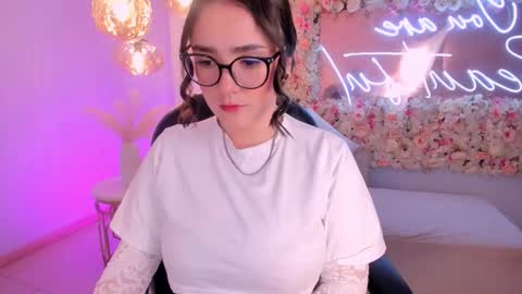 Snapshot of sarahrhodes_ chatting on January 2026 11:58:02 AM Sarah Rhodes online show from January 2026 11:58:02 AM