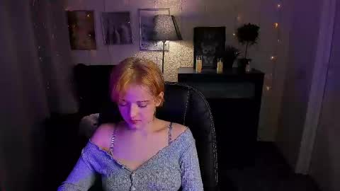 Sarah online show from April 2026 08:35:02 PM