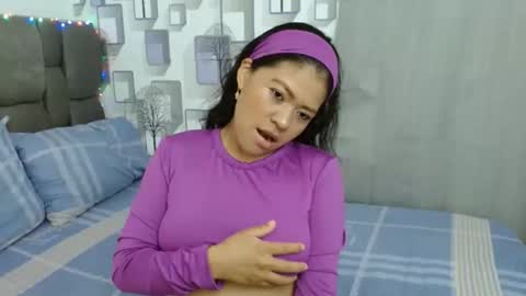 Sarah online show from December 2025 04:09:01 AM