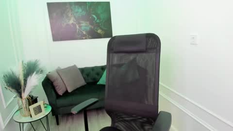 sarajeredi online show from April 2026 12:05:02 PM