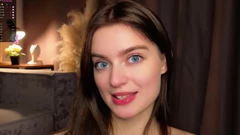 Snapshot of sarakinsly chatting on December 2025 03:10:01 PM Rosie online show from December 2025 03:10:01 PM