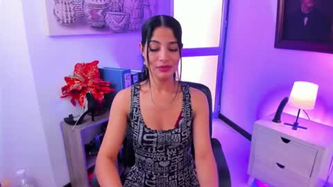 saralife69 online show from January 2025 06:01:02 PM