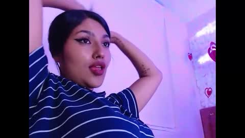 sarastonesx online show from February 2025 06:50:02 AM