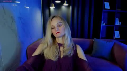 Snapshot of sarasubtlety chatting on September 2025 01:34:02 PM Sara online show from September 2025 01:34:02 PM