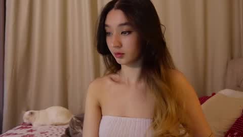 Snapshot of sarasuo chatting on December 2024 12:22:02 PM Shara online show from December 2024 12:22:02 PM