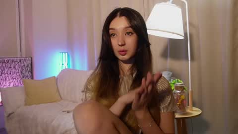 Snapshot of sarasuo chatting on January 2025 12:16:01 PM Shara online show from January 2025 12:16:01 PM