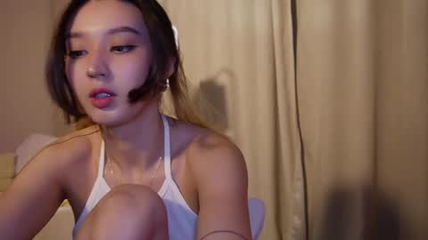 Snapshot of sarasuo chatting on January 2025 12:16:02 PM Shara online show from January 2025 12:16:02 PM